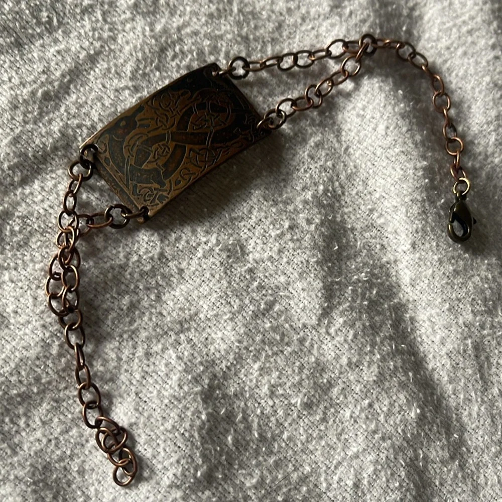 Vtg Copper Double Dragon Panel Bracelet, 8 in - Picture 2 of 3